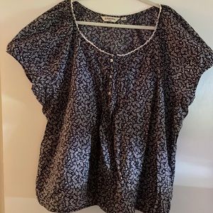 Short sleeve navy blue top w draw string bottom and white leaf print